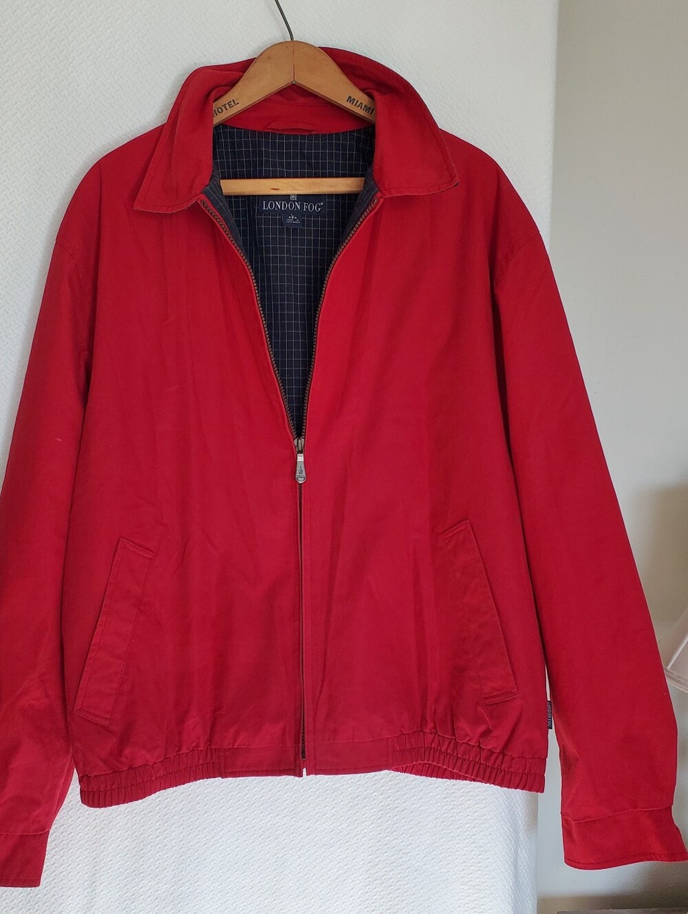 VINTAGE LONDON FOG Men's Jacket Size LARGE Red